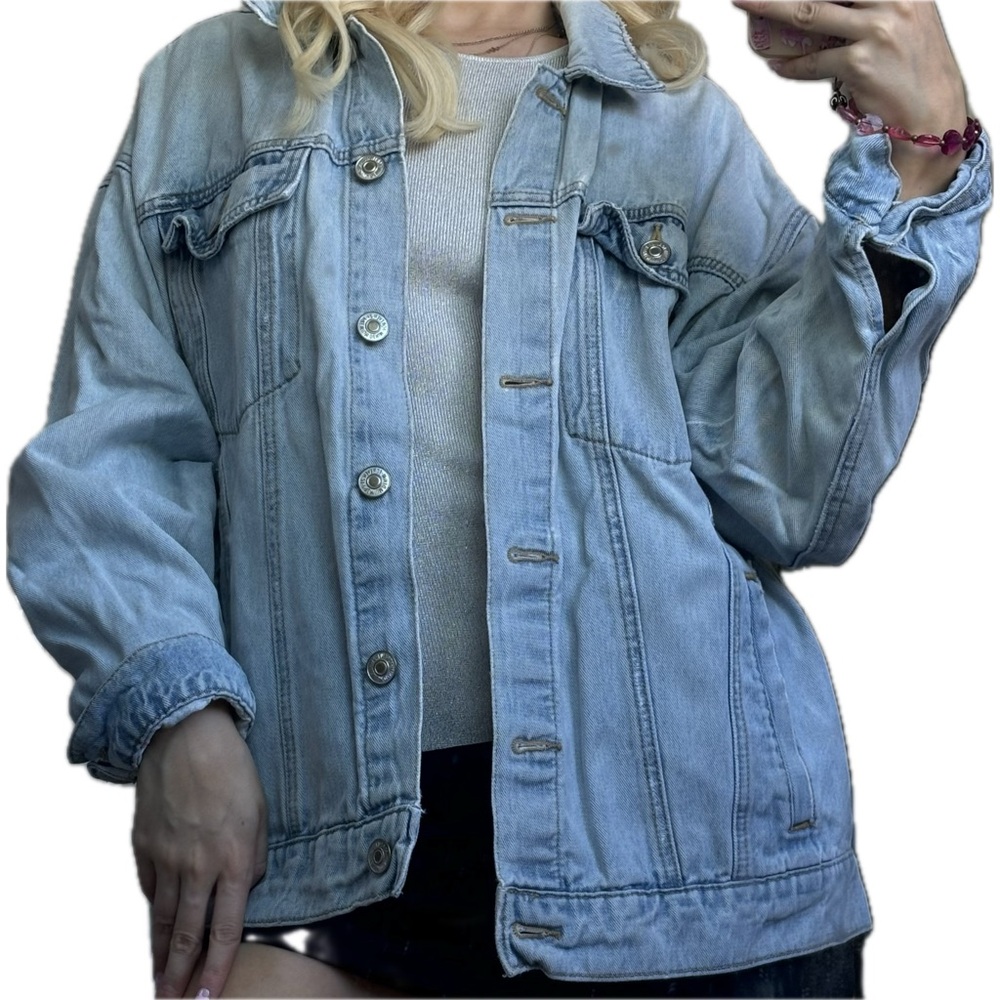 oversized light wash denim jacket small forever 21